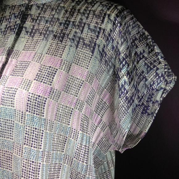 Beautiful cabi Spring 2014 Astor Blouse ♥ - Picture 4 of 8